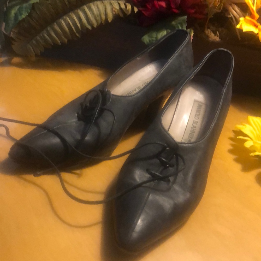 Adorable Manolo Blahnik’s